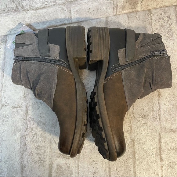 Earth Origins Paige Stone Vintage Ankle Boots Size 8 1/2 NWT - Picture 3 of 11